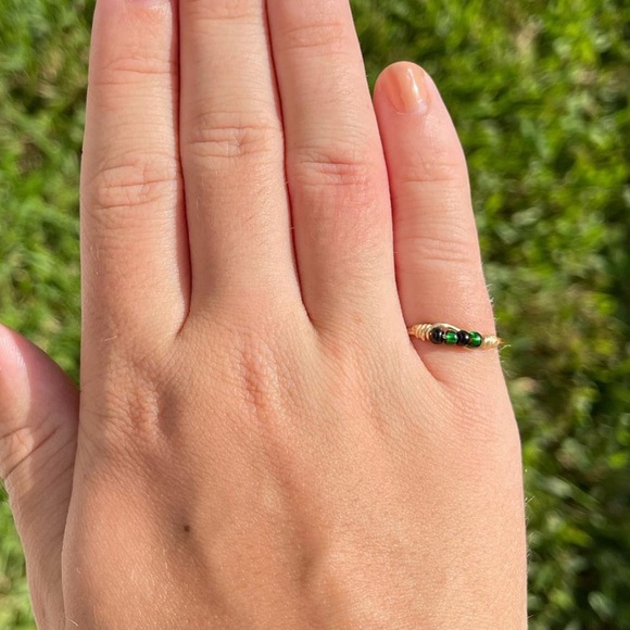 Mantis inspired ring - Picture 2 of 4